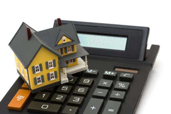 Using a Mortgage Calculator for Canada